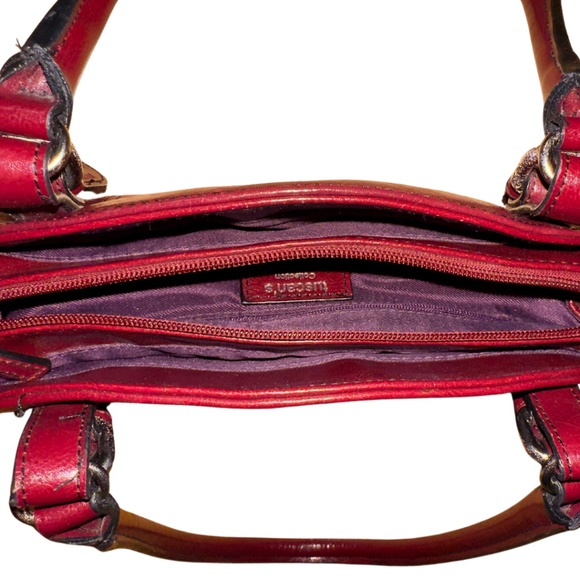 Tuscan’s Collection Cherry Red Leather Hand Bag - Picture 3 of 4